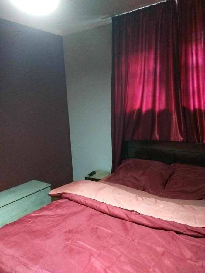 Your Hostel Tbilisi Bagian luar foto
