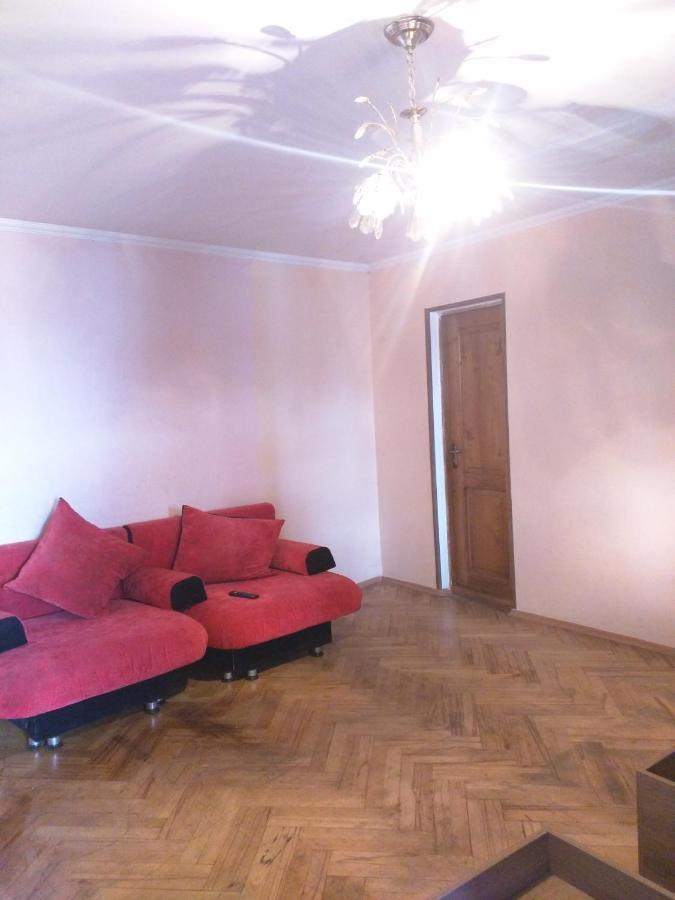 Your Hostel Tbilisi Bagian luar foto