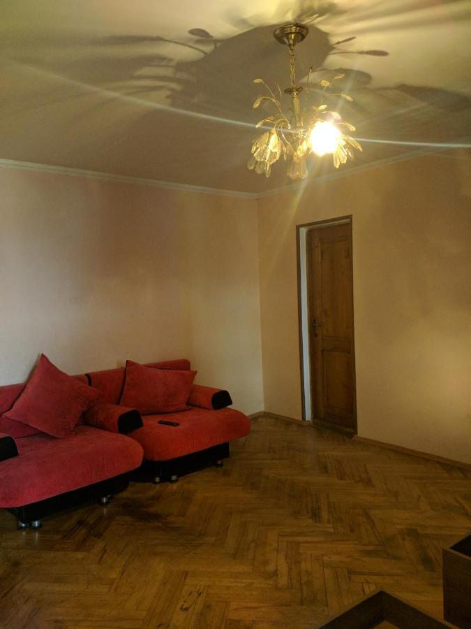 Your Hostel Tbilisi Bagian luar foto