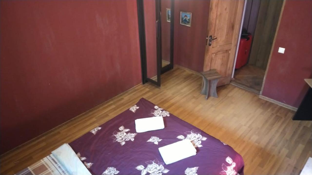 Your Hostel Tbilisi Bagian luar foto
